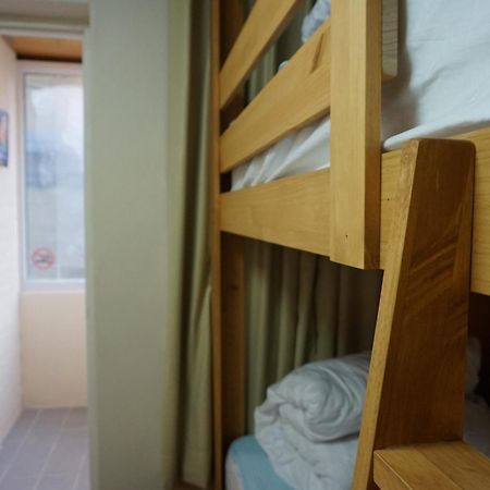 Br. Guesthouse Hongdae Сеул Номер фото
