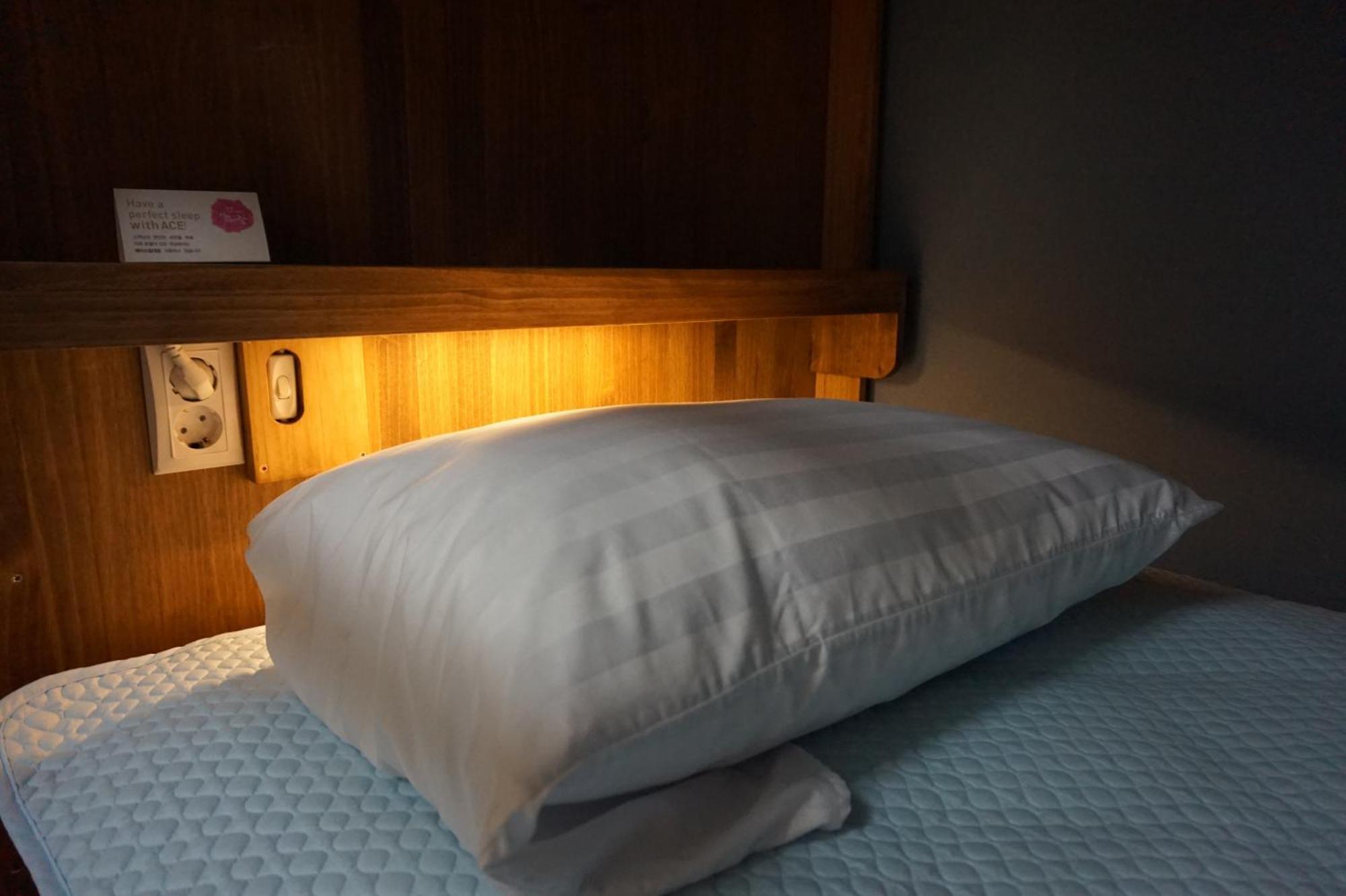 Br. Guesthouse Hongdae Сеул Номер фото