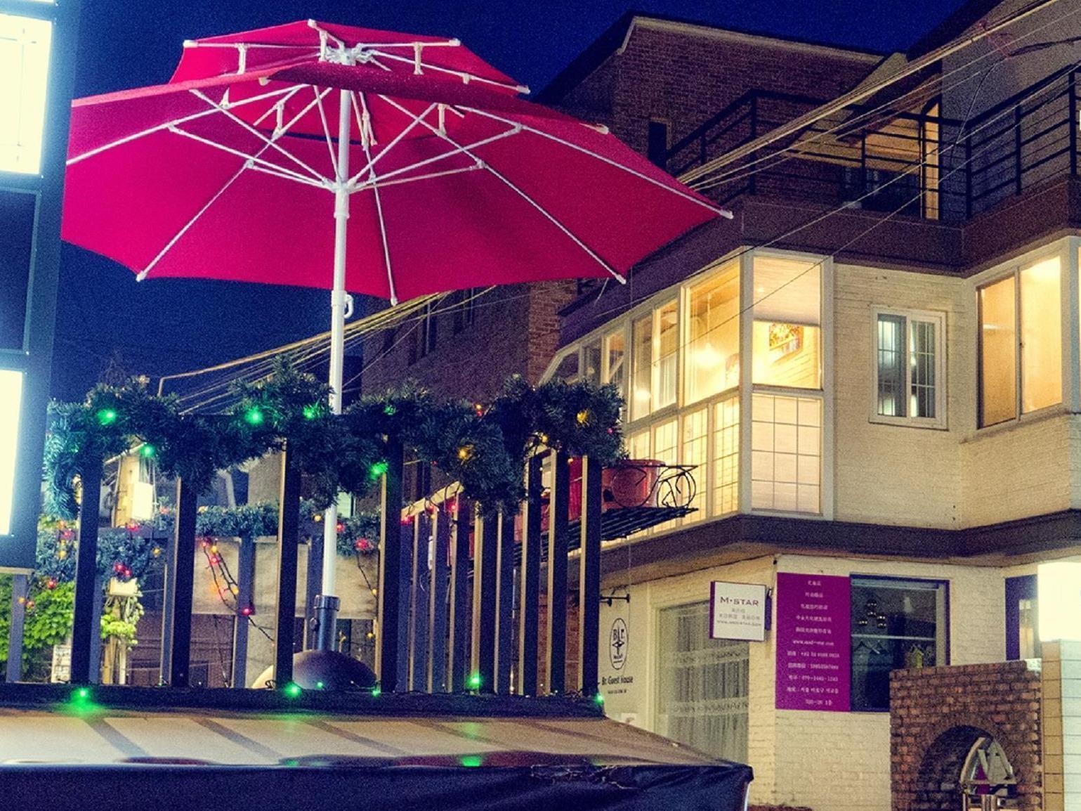 Br. Guesthouse Hongdae Сеул Екстер'єр фото